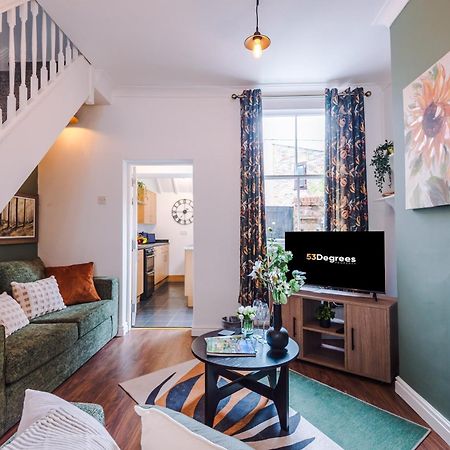 New! Stunning 2-Bed City-Centre Home In Chester By 53 Degrees Property - Ideal For Couples & Groups - Sleeps 6! Экстерьер фото