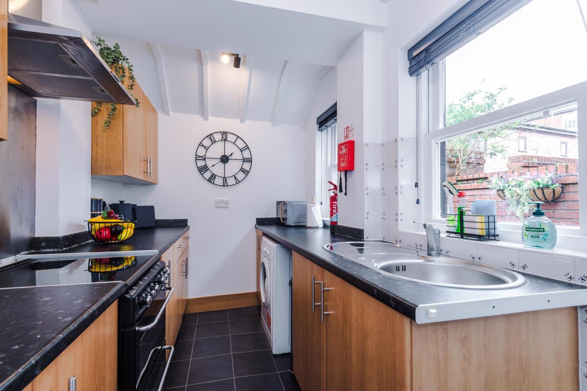 New! Stunning 2-Bed City-Centre Home In Chester By 53 Degrees Property - Ideal For Couples & Groups - Sleeps 6! Экстерьер фото