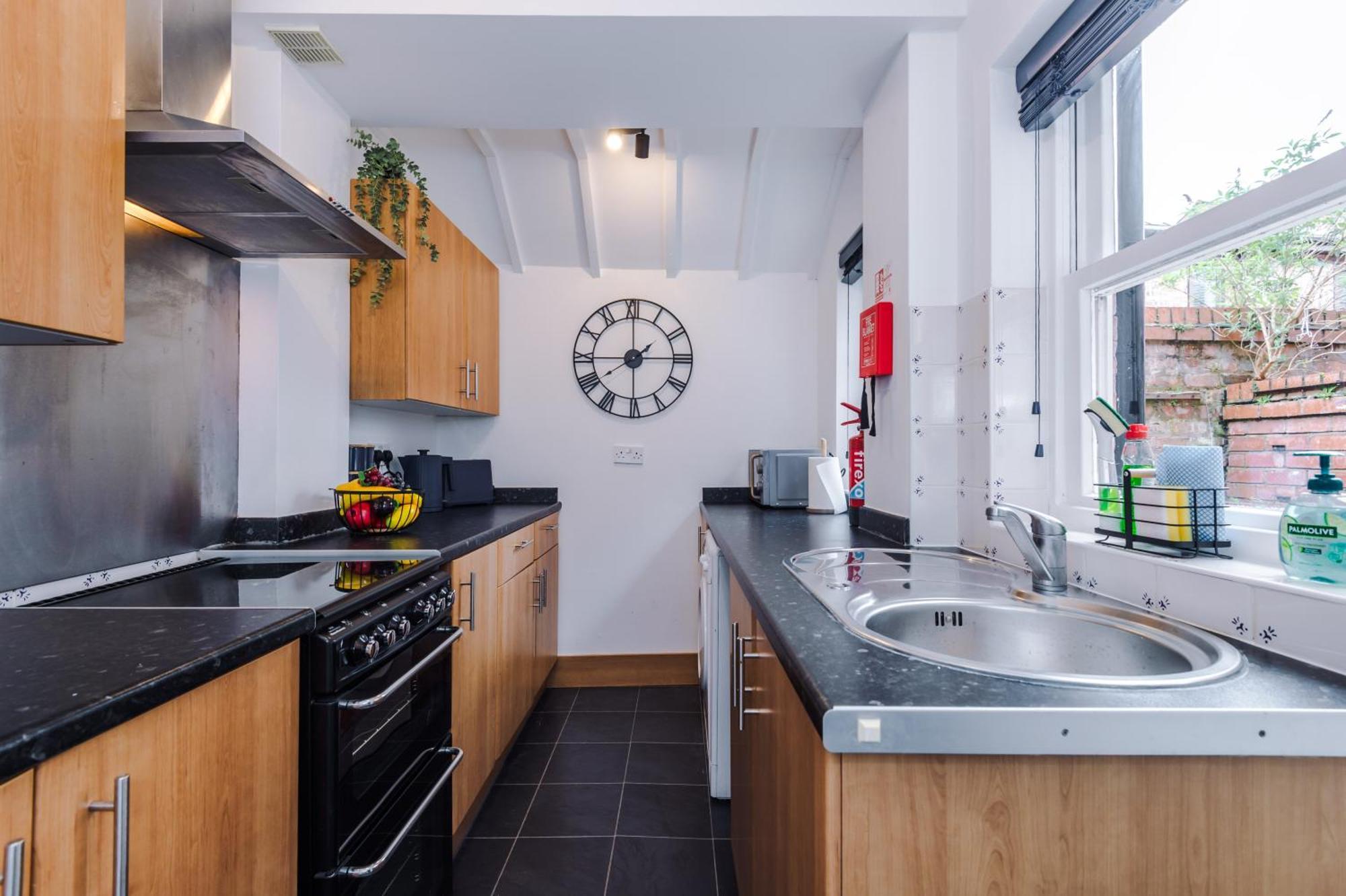 New! Stunning 2-Bed City-Centre Home In Chester By 53 Degrees Property - Ideal For Couples & Groups - Sleeps 6! Экстерьер фото
